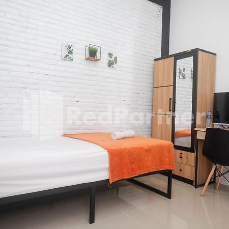 Rumah Daun Timoho Yogyakarta Redpartner Exterior photo